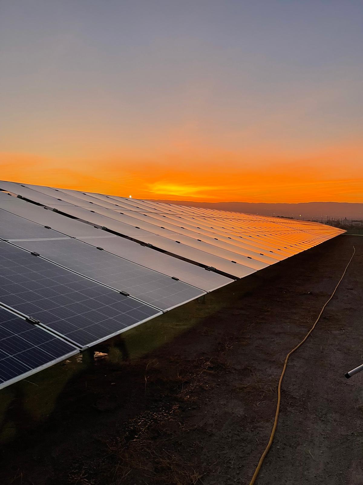 Renewable Energy & Solar Power Systems